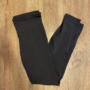 Gap compression leggings